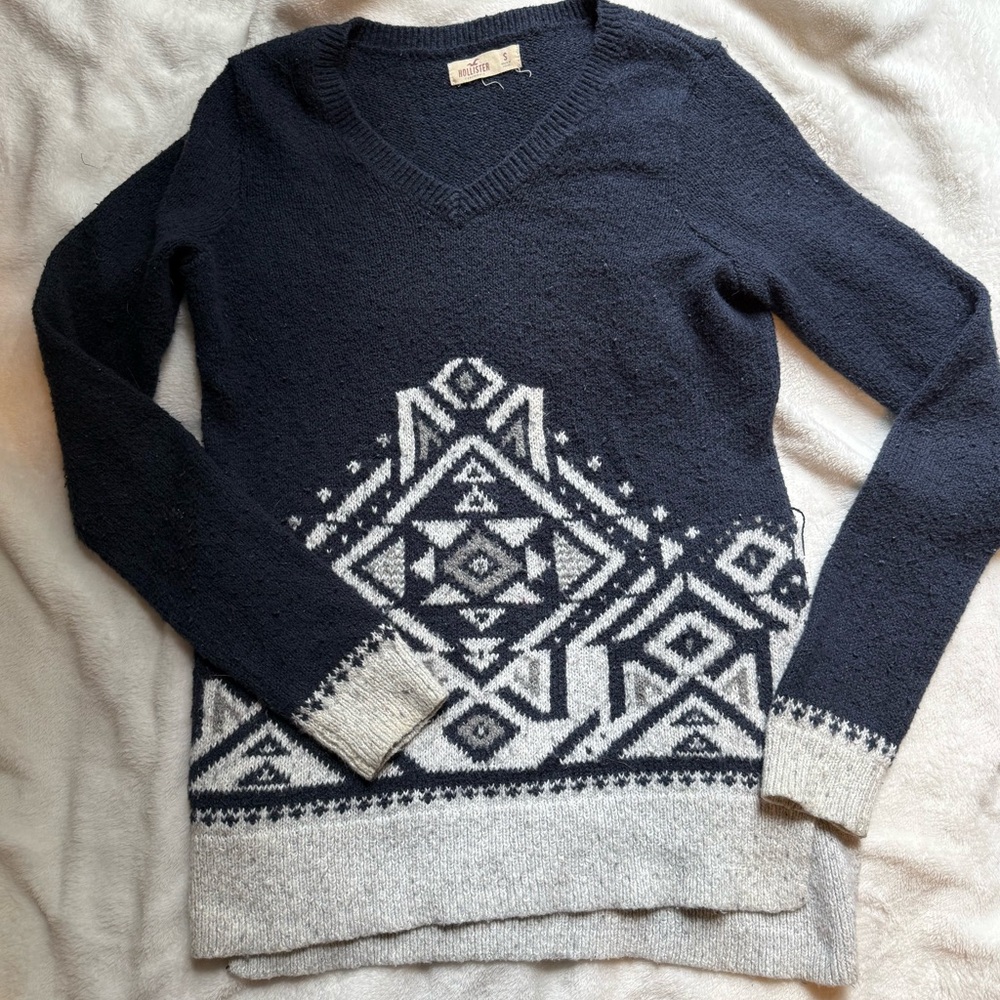 Hollister Navy V-Neck Sweater